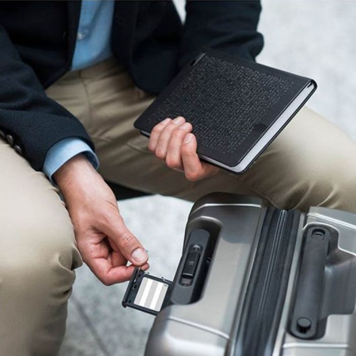 Чемодан Victorinox Travel Lexicon Titanium S Global USB (Vt602104) изображение 12