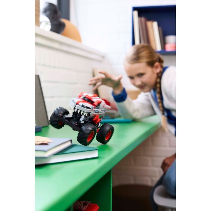 Конструктор LEGO Technic Monster Jam ThunderROARus з інерційним двигуном (42200) зображення 8
