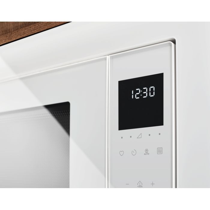 Микроволновая печь Electrolux LMS4253TBW изображение 3