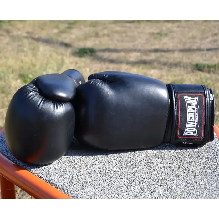 Боксерські рукавички PowerPlay 3004 Classic Чорні 6 унцій (PP_3004_6oz_Black) зображення 5