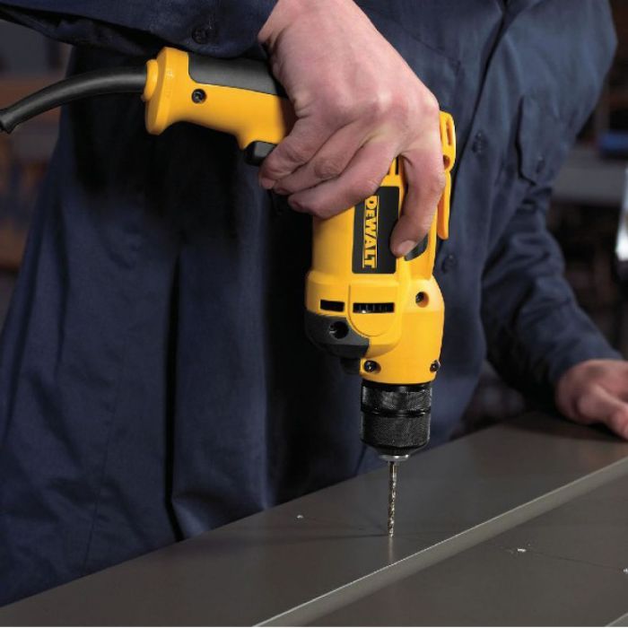 Дрель DeWALT DWD112S изображение 3