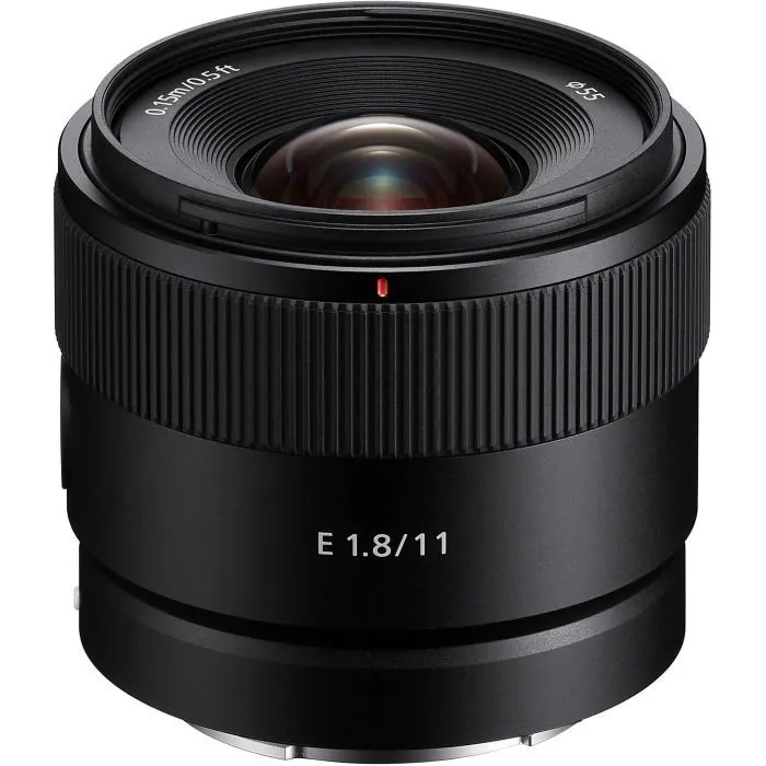 Объектив Sony 11mm, f/1.8 для NEX (SEL11F18.SYX)