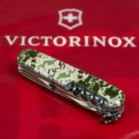 Нож Victorinox Climber Army Піксель (1.3703.3_W3940p) изображение 4