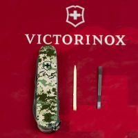 Нож Victorinox Climber Army Піксель (1.3703.3_W3940p) изображение 6