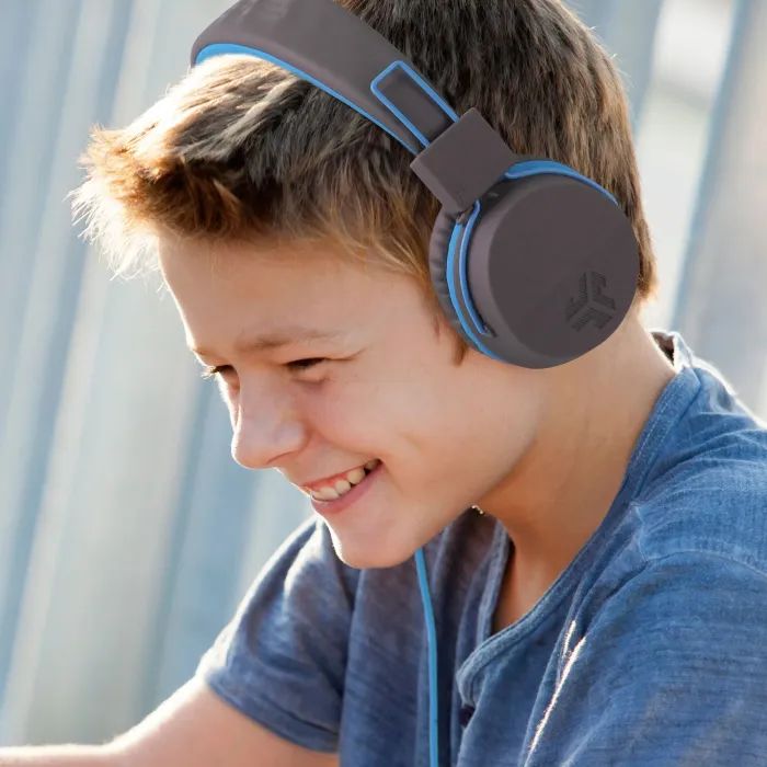 Навушники Jlab JBuddies Studio Kids Wired Graphite/Blue (IEUHJKSTUDIORGRYBLU6) зображення 5