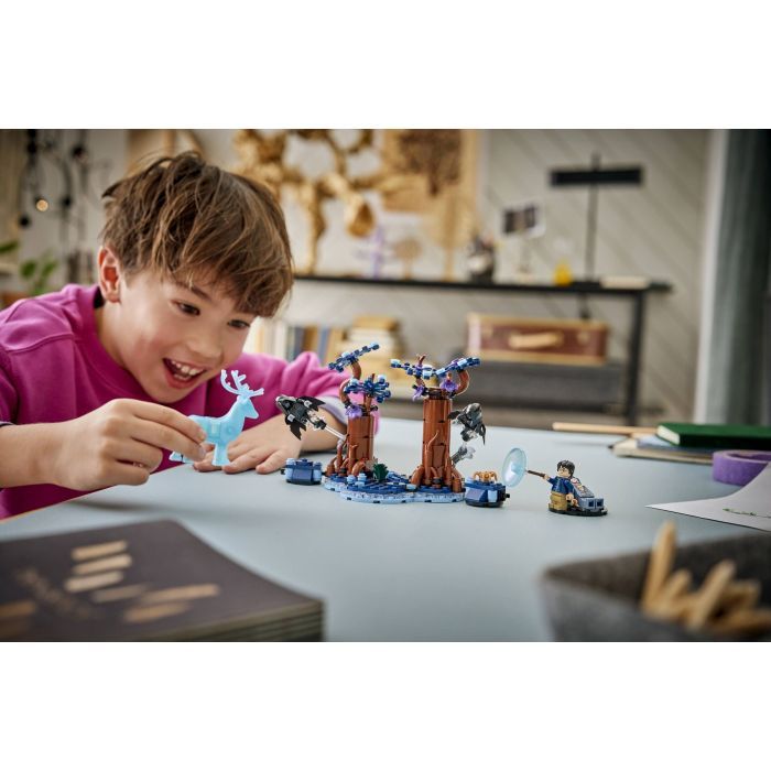 Конструктор LEGO Harry Potter Запретный лес: Экспекто патронум (76475) изображение 9
