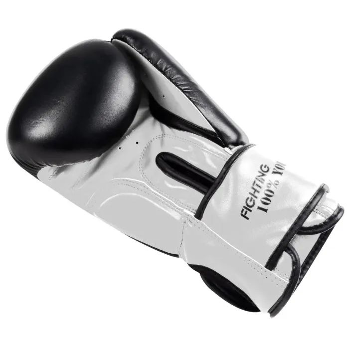 Боксерські рукавички PowerPlay 3004 Classic Чорні 8 унцій (PP_3004_8oz_Black) зображення 5