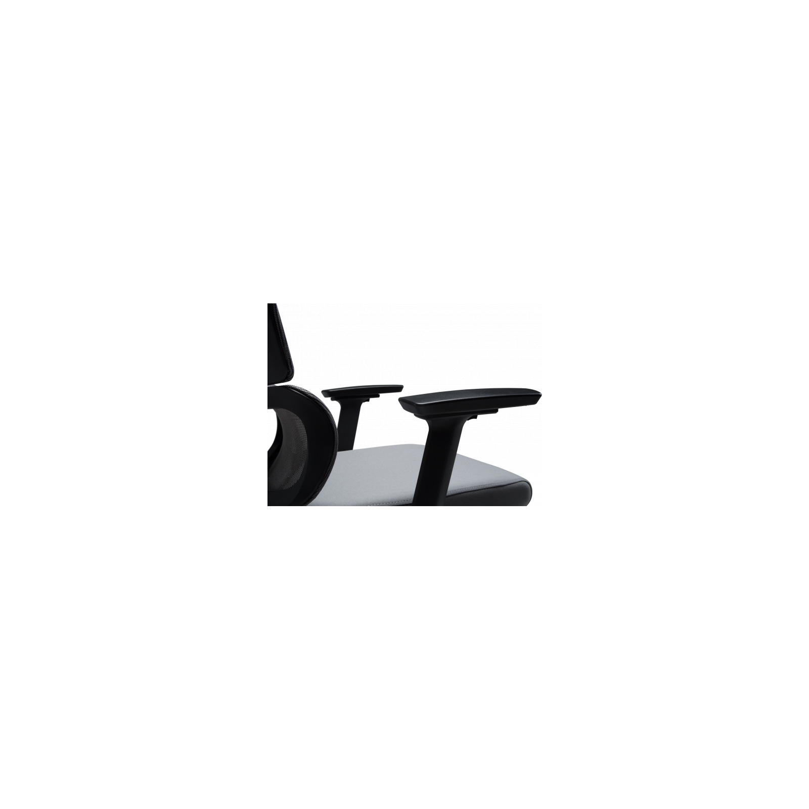 Офисное кресло GT Racer B-530L Black изображение 11