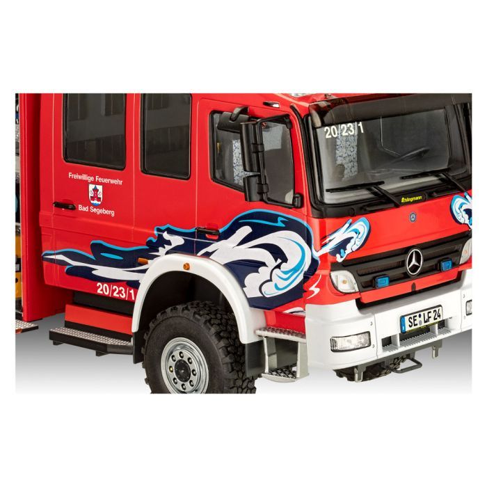 Збірна модель Revell Пожежна машина цистерна TLF 16/25 рівень 5 масштаб 1:24 (RVL-07586) зображення 3