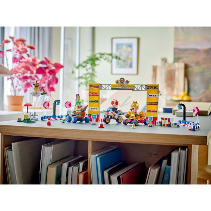 Конструктор LEGO Super Mario Mario Kart – Baby Peach & Grand Prix. Набор (72036) изображение 11