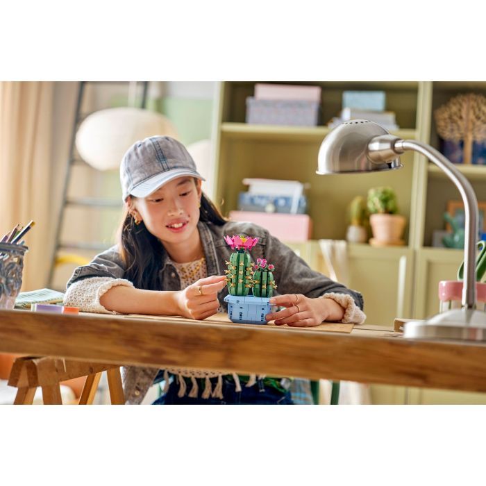 Конструктор LEGO Botanicals Цветение кактуса (11509) изображение 9