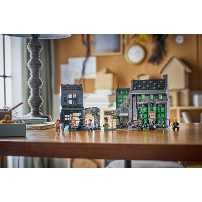 Конструктор LEGO Harry Potter Магазины для волшебников на Аллее Ноктерн (76471) изображение 12