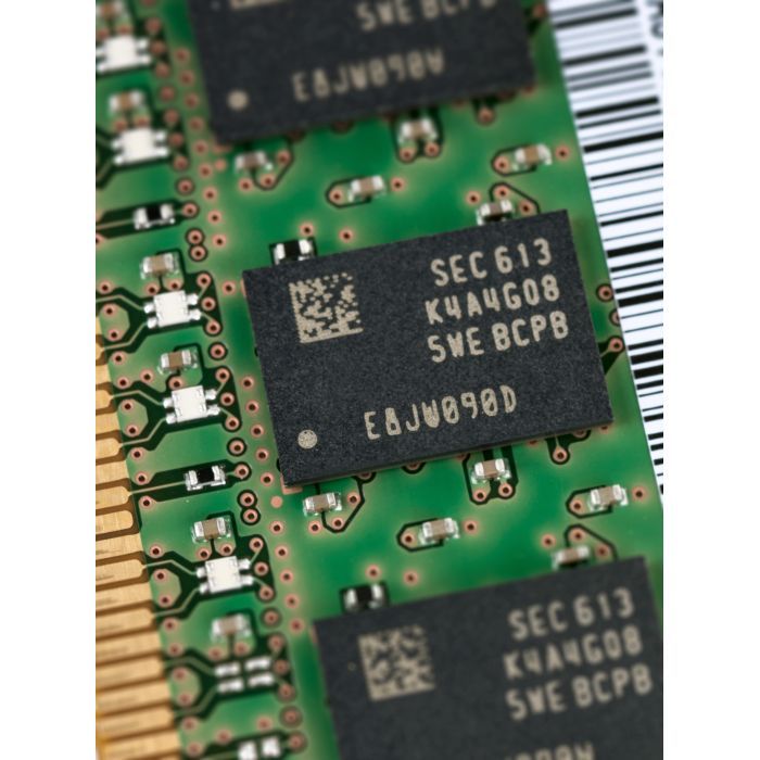 Модуль памяти для компьютера DDR4 4GB 2133 MHz Samsung (M378A5143EB1-CPB) изображение 4