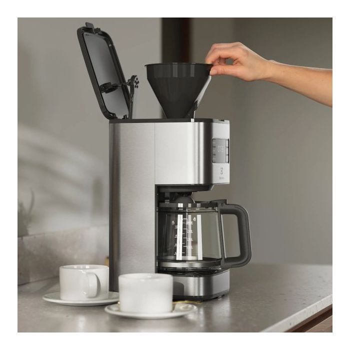 Капельная кофеварка Electrolux E5CM1-6ST изображение 6