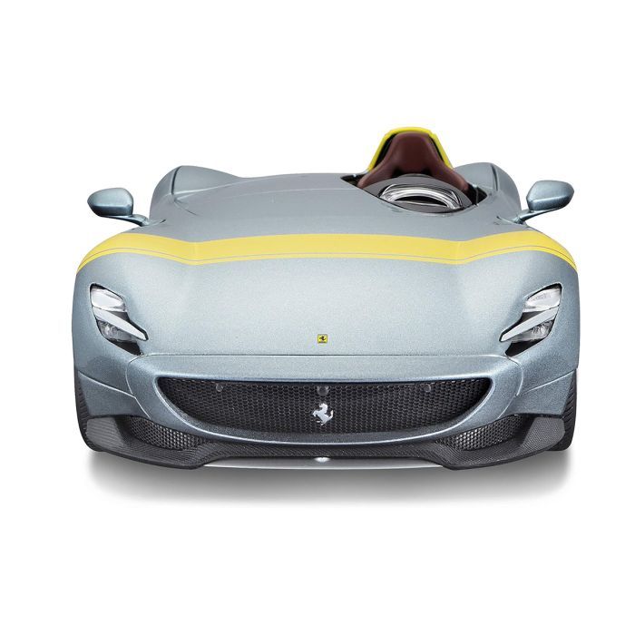 Масштабная модель автомобиля Bburago Автомодель серии R&P – Ferrari Monza SP1, 1:18 (18-16013) изображение 6