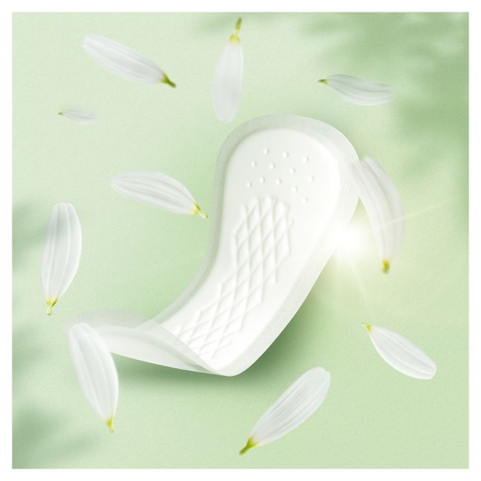 Щоденні прокладки Naturella Camomile Normal 20 шт. (8006540100684) зображення 8