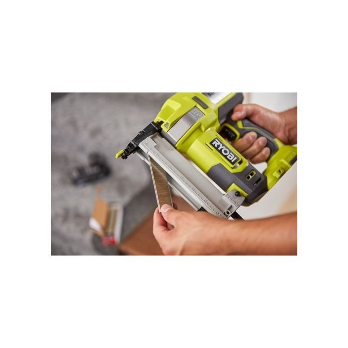 Степлер строительный Ryobi R18GS18-0, 18В ONE+, тип 18G, (без АКБ и ЗУ) (5133005138) изображение 12