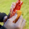 Іграшкова зброя Hasbro Бластер-сокира NERF Minecraft Firebrand (F8953) зображення 4