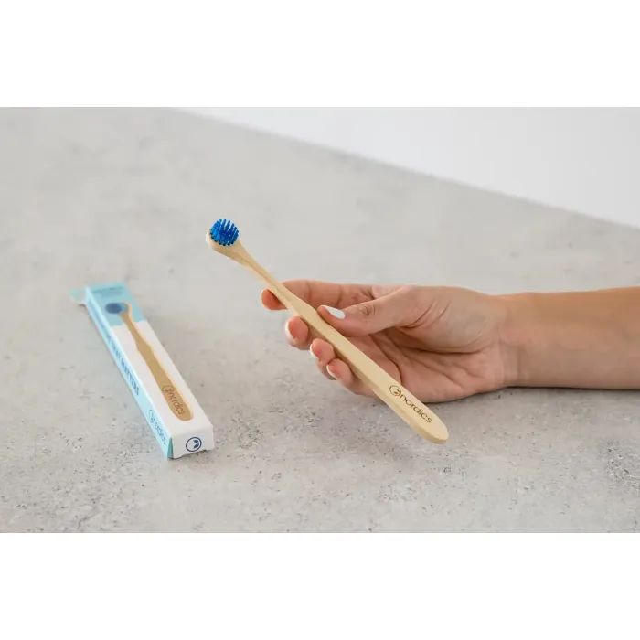 Очиститель языка Nordics Tongue Cleaner (3800500324098) изображение 2