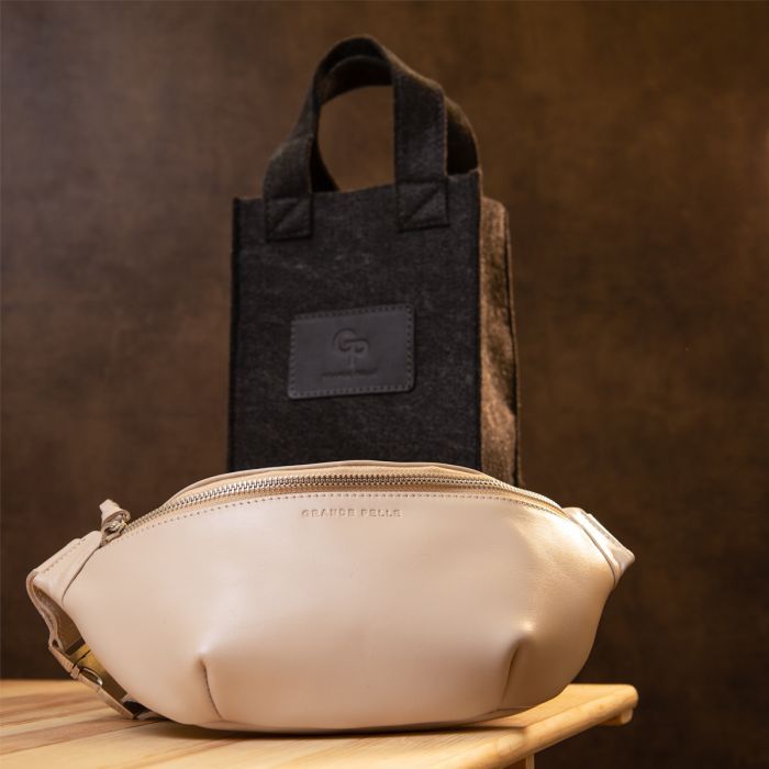 Сумка Grande Pelle Кожаная на пояс Бежевая (11357) изображение 10