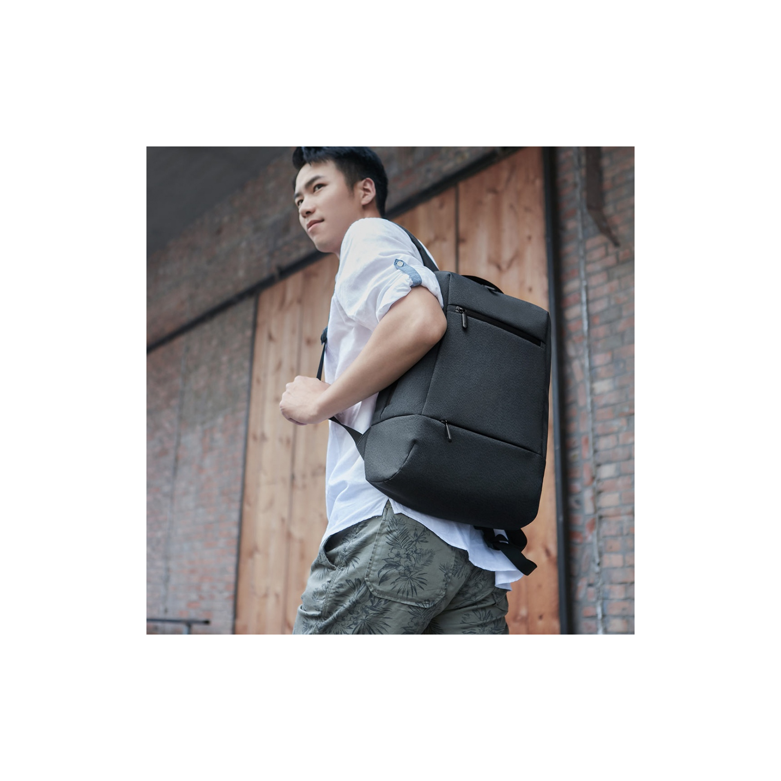 Рюкзак для ноутбука Xiaomi 15.6" RunMi 90 Points Snapshooter Urban Black (6972125145697) изображение 3