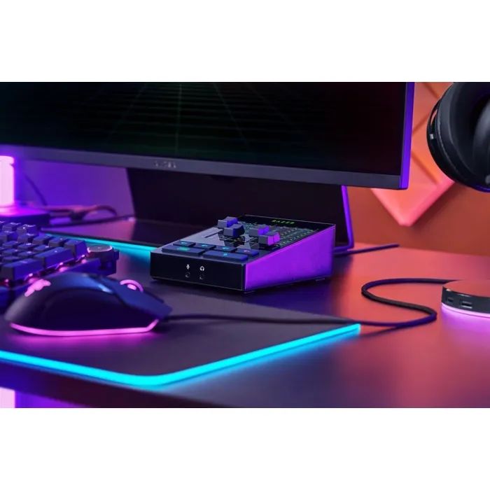 Микшерный пульт Razer Audio Mixer (RZ19-03860100-R3M1) изображение 6