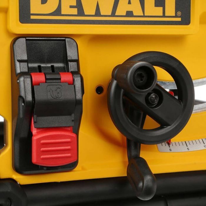 Циркулярна пила DeWALT 2000 Вт, 4800 об/хв, 250х30мм, 26.5 кг (DWE7492) зображення 5