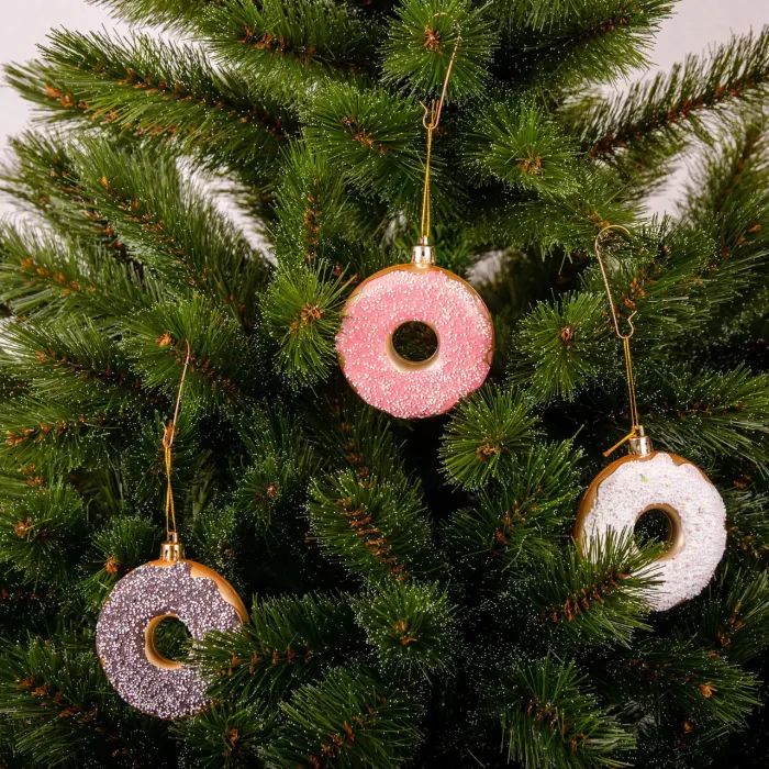 Ялинкова іграшка Chomik пластикові Пончики 3 шт, 8см, рожеві (5901292677169_3) зображення 2