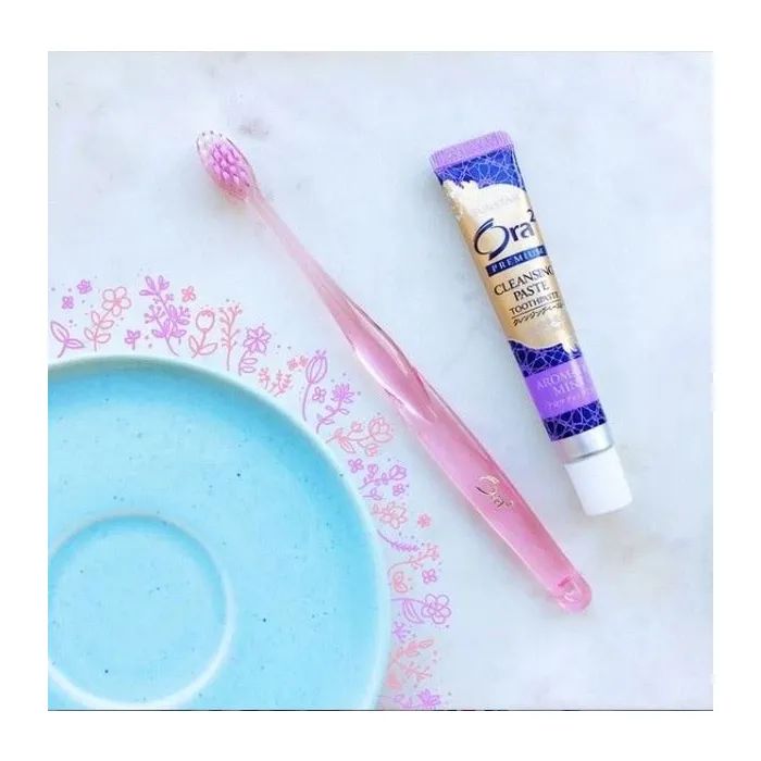 Зубная паста Sunstar Ora2 Premium Cleansing Paste Aromatic Mint Отбеливающая 17 г (4901616012974) изображение 3
