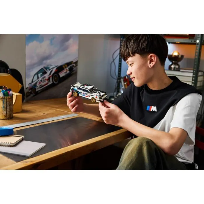 Конструктор LEGO Speed Champions BMW M3 (E30) (77263) зображення 10