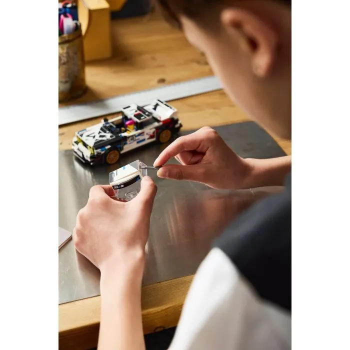 Конструктор LEGO Speed Champions BMW M3 (E30) (77263) зображення 9