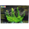 Сборная модель Revell Пиратское судно-призрак Ghost ship with night colour 1:72 (5433)