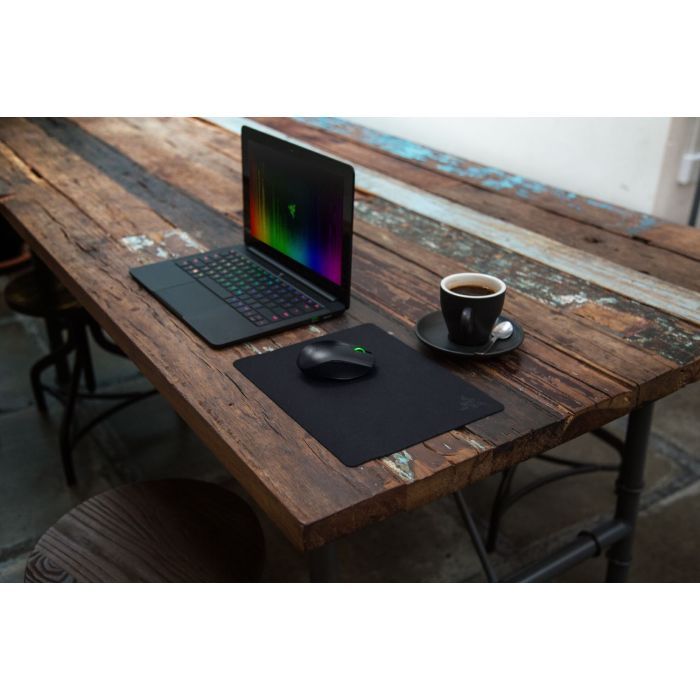 Коврик для мышки Razer Goliathus Mobile Stealth Edition (RZ02-01820500-R3M1) изображение 8 Коврик для мышки Razer Goliathus Mobile Stealth Edition (RZ02-01820500-R3M1) изображение 8