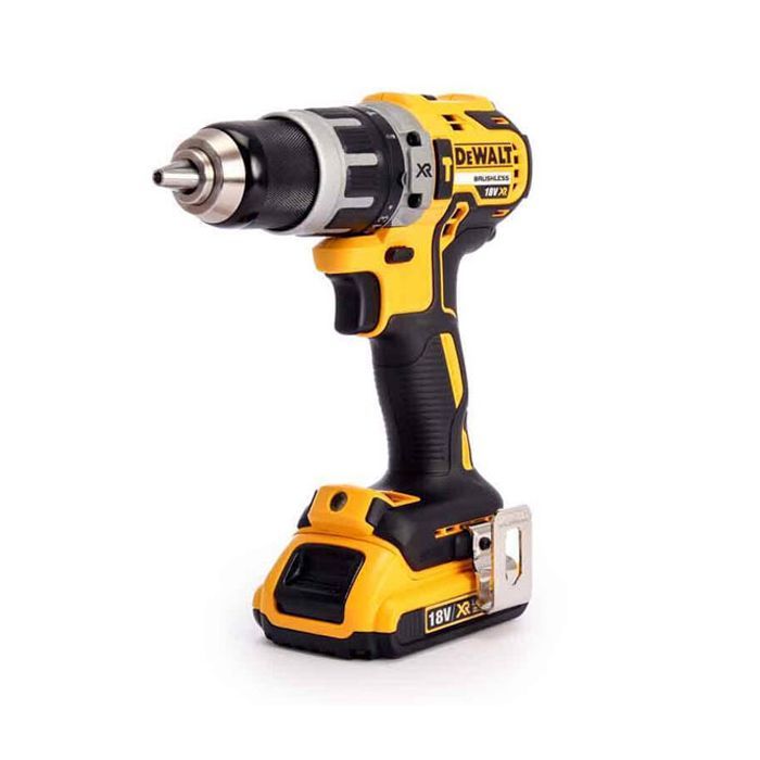 Шуруповерт DeWALT DCD796D2