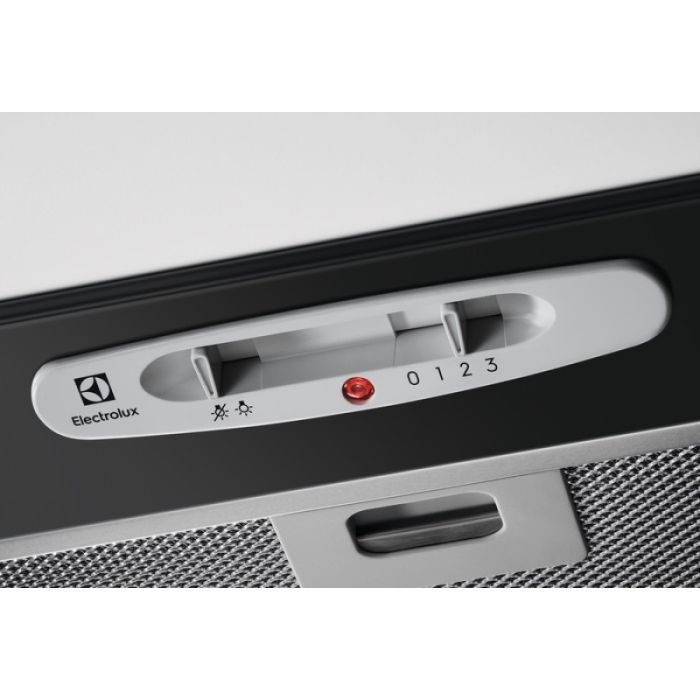 Вытяжка кухонная Electrolux LFG525K изображение 2