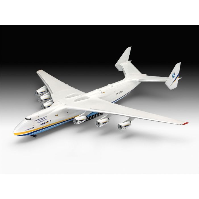 Сборная модель Revell Грузовой самолет Ан-225 Мрия. Масштаб 1:144 (RVL-04958) изображение 4