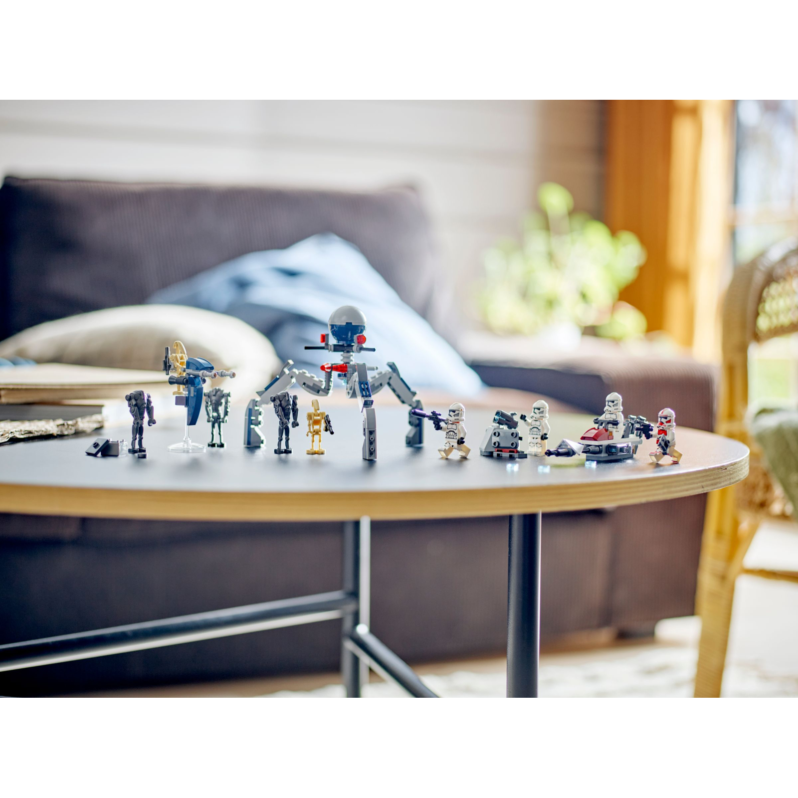 Конструктор LEGO Star Wars Клоны-пехотинцы и Боевой дроид. Боевой набор 215 деталей (75372) изображение 9