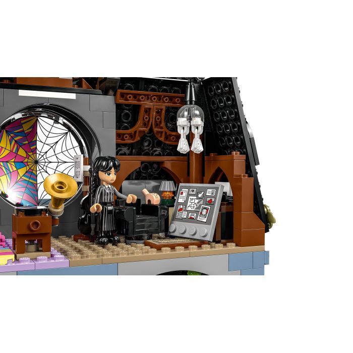 Конструктор LEGO Wednesday Комната Комната Венздей и Энид (76781) изображение 6