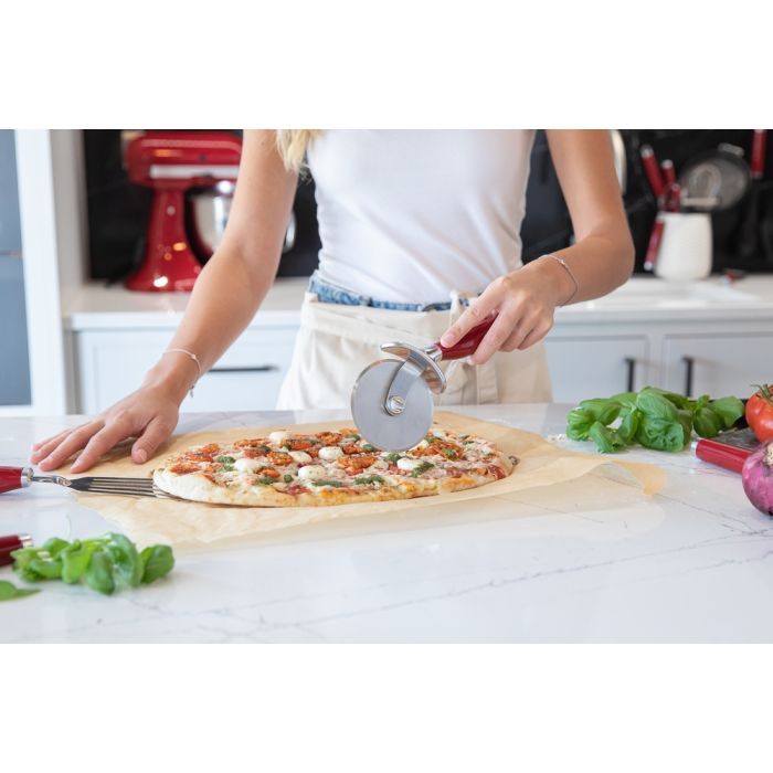 Ніж для піци KitchenAid Coreline, 22,7 см, сірий (KAS113OHCGG) зображення 7