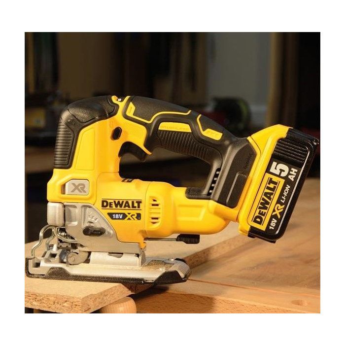 Электролобзик DeWALT 18В XR Li-lon, бесщёточный, 2x5Ah,ЗП, кейс TSTAK (DCS334P2) изображение 8