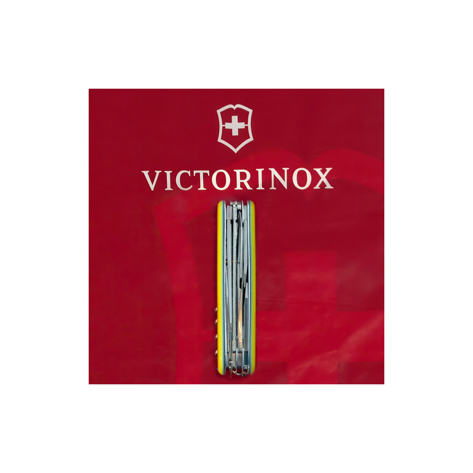 Нож Victorinox Huntsman Ukraine 91 мм Герб на прапорі горизонтальний (1.3713.3_T3040p) изображение 8