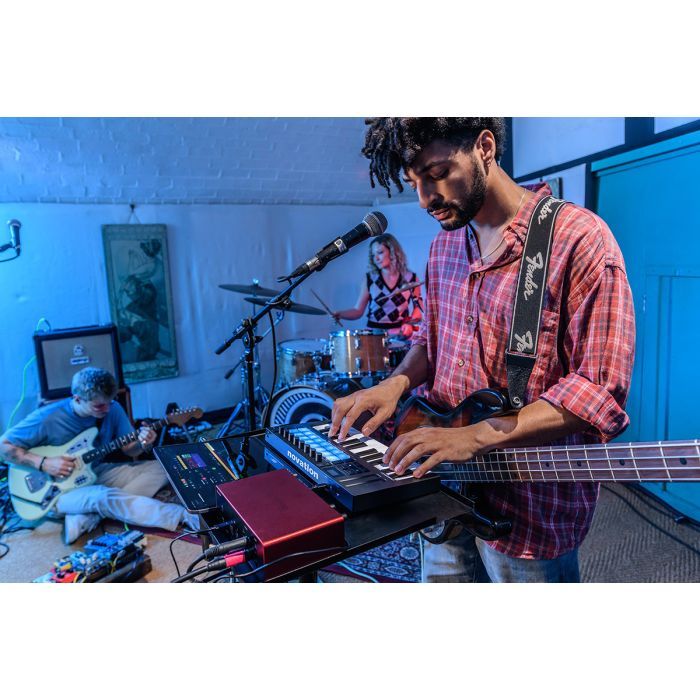 MIDI-клавіатура Novation Launchkey Mini 25 MK4 (236478) зображення 12