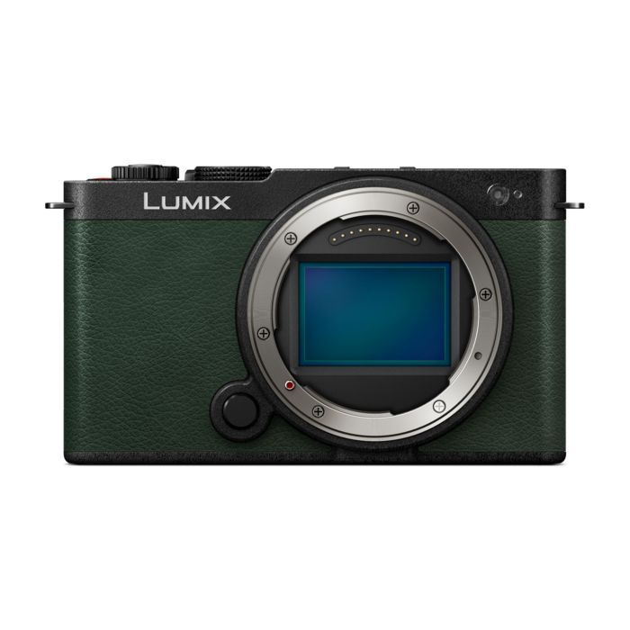 Цифровий фотоапарат Panasonic Lumix DC-S9 Kit 18-40mm f/4.5-6.3 Dark Olive (DC-S9NE-G) зображення 2