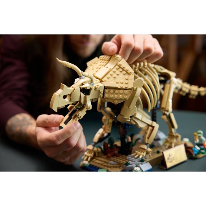 Конструктор LEGO Jurassic Park Окаменелости динозавров: Трицератопс (77985) изображение 15