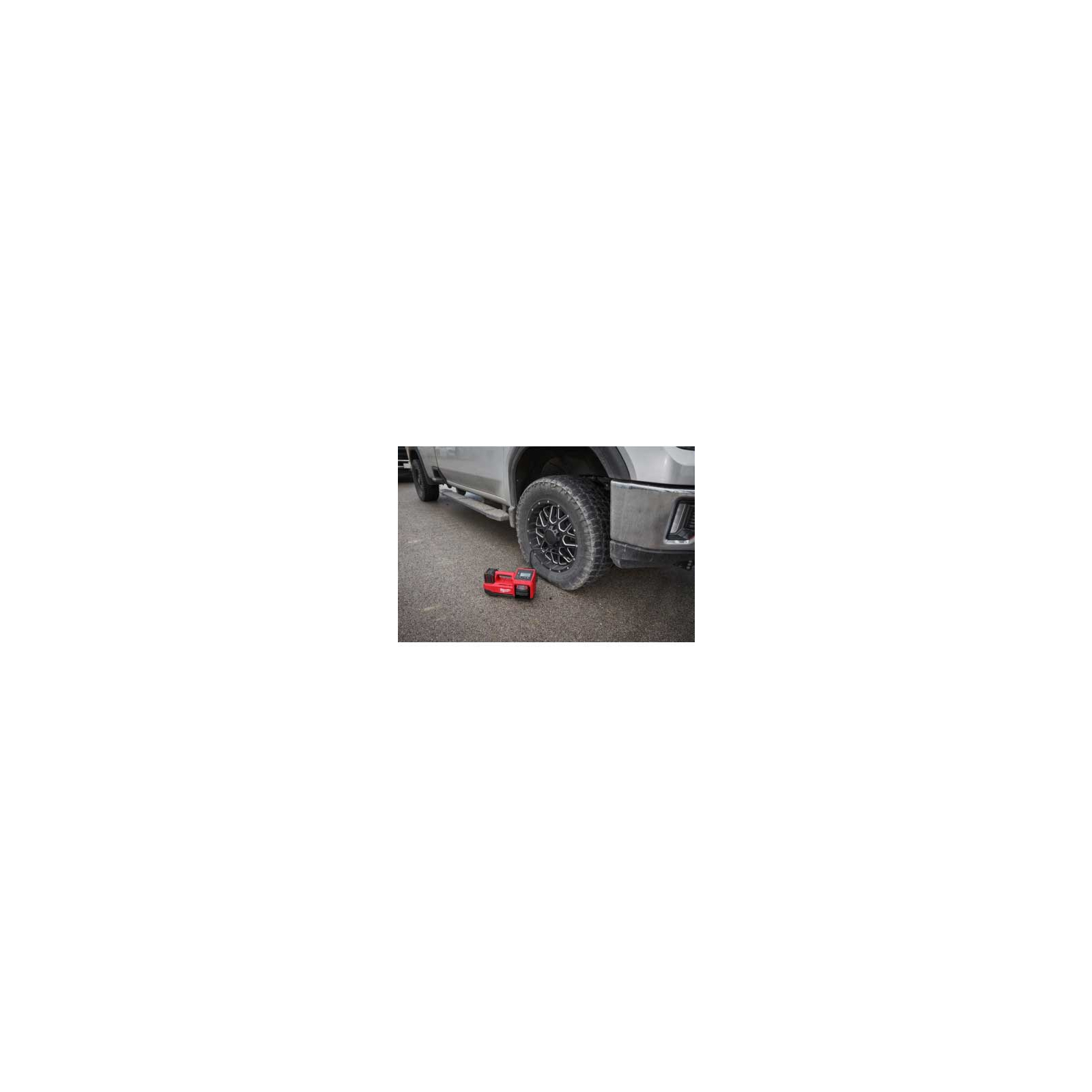 Автомобильный компрессор Milwaukee M18 BI-0 (без АКБ и ЗУ) (4933478706) изображение 6