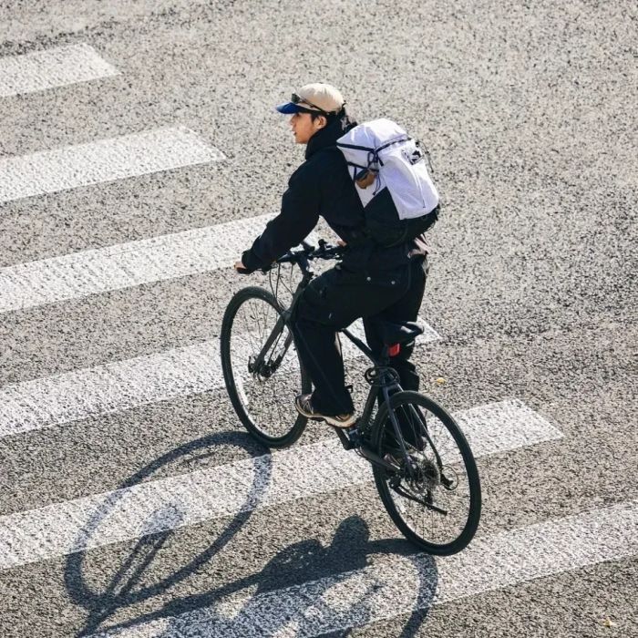 Рюкзак туристический Naturehike Helium CNK2300BB017, 25 л, білий (6976507665001) изображение 8