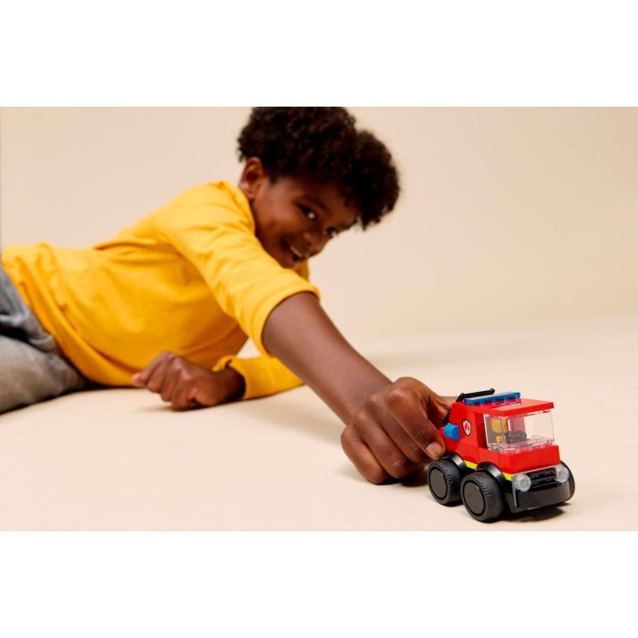 Конструктор LEGO City Автомобили — Пожарная машина (60482) изображение 7