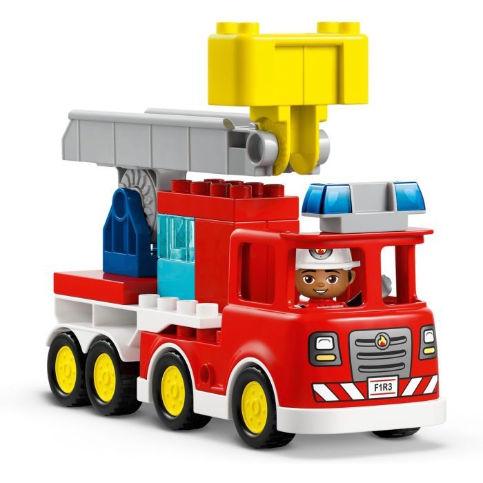 Конструктор LEGO DUPLO Town Пожарная машина со шлангом и пожарным (10473) изображение 4