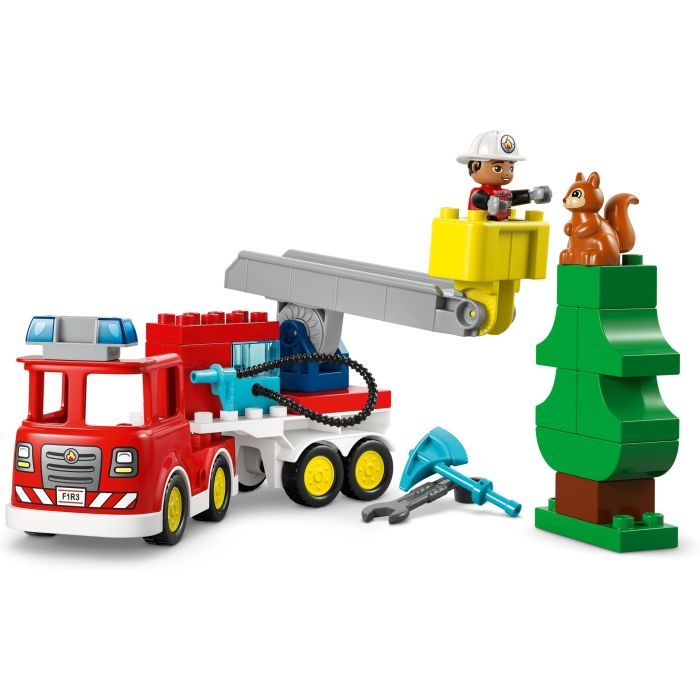 Конструктор LEGO DUPLO Town Пожарная машина со шлангом и пожарным (10473) изображение 6