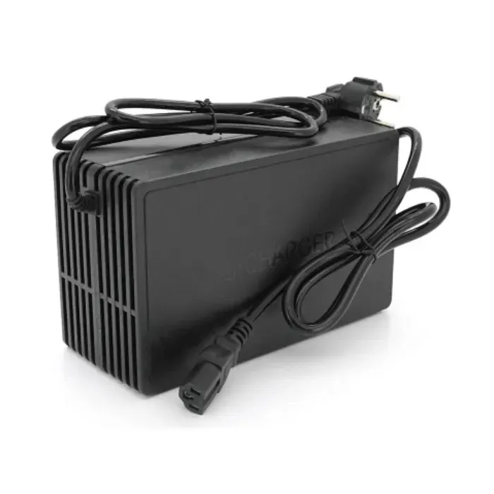 Сетевое зарядное устройство для АКБ Voltronic Li-ion 48V(58,8V), 14S, 10A, 650W (YT-SL750-58810P)